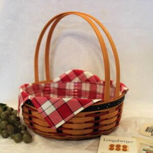 Longaberger 2002 All American Casserole Basket Combo with Red / Blue Stripes - Picnic Plaid Cloth Liner, Plastic Protector