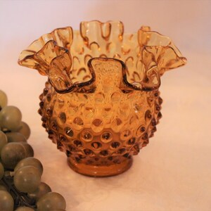 Fenton Glass Amber Hobnail Ruffled 4.25&quot; Bowl in Excellent Condition