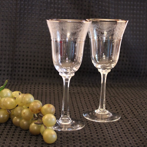 Set of 2 Lenox Fair Lady Etched Crystal 6 5/8" Wine Glasses - Excellent Condition, Platinum Trim, Stemware