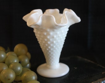 Fenton Art Glass 4&quot; White Milk Glass Hobnail Ruffled Trumpet Vase - Excellent Condition