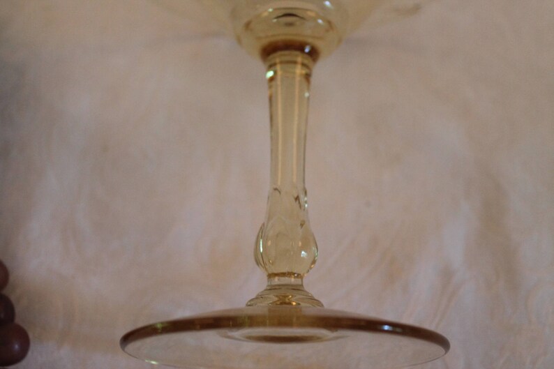 1930 Heisey Glass Sahara Yellow Empress 6 Inch Compote Elegant and In Excellent Condition!