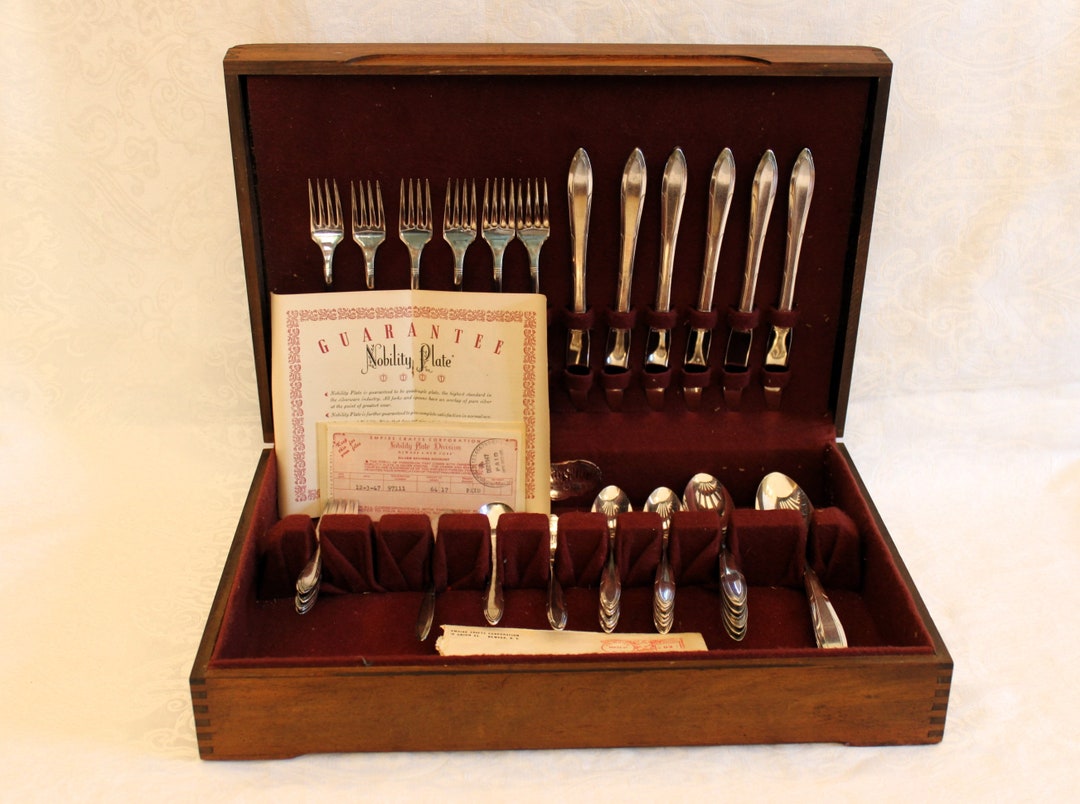 Vintage Oneida Nobility Silver Plate Service for 6 Plus Serving Pieces