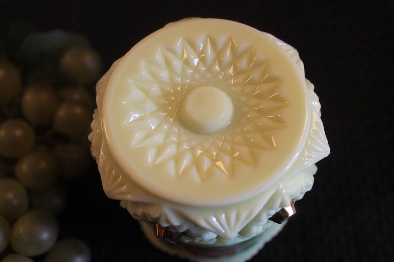 AKA Diamond /& Peg Star Pattern EAPG Antique Jefferson Custard Glass Spooner Vase with Hand Painted Roses and Mother 1917