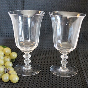 Set of 2 Heisey 12 Ounce Ice Tea Glasses - Graceful Pattern with Optic Panels in Excellent Condition