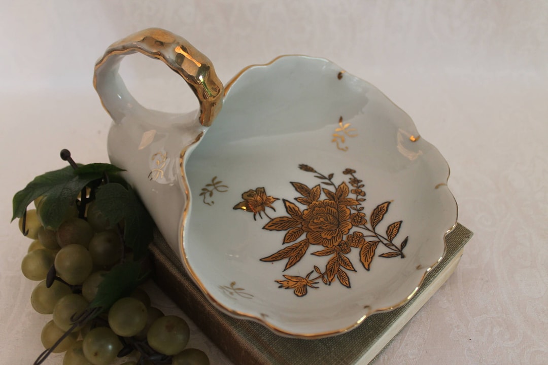 Vintage Arnart Porcelain Cornucopia Candy Dish or Serving Piece White