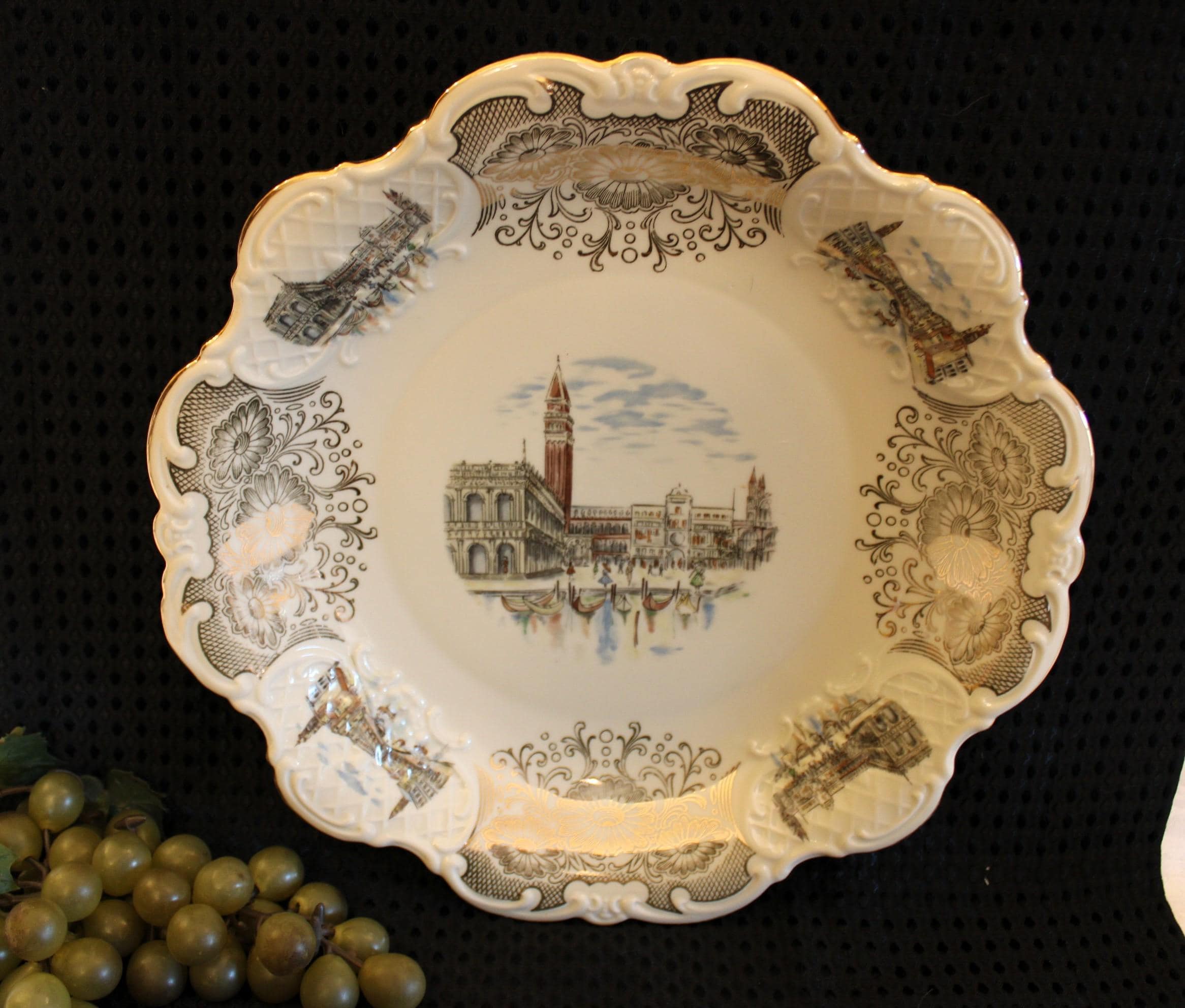 Vintage Venice Plate - Etsy