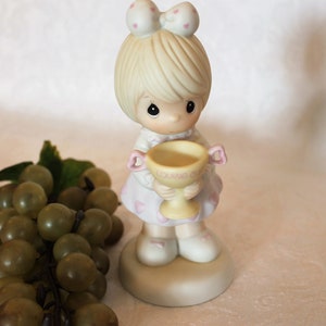 Precious Moments 1988 Loving Cup Valentine&#39;s Figurine - You Are My Number One, Excellent Condition!