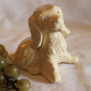 Adorable Vintage Pottery 4.75" Spaniel Puppy Dog