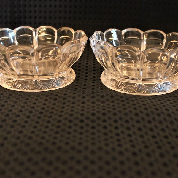 Set of 2 Antique EAPG 4.5" Skirted Berry Bowls - National (Riverside Glass Works) - No. 550 AKA Winsome Pattern Circa 1903