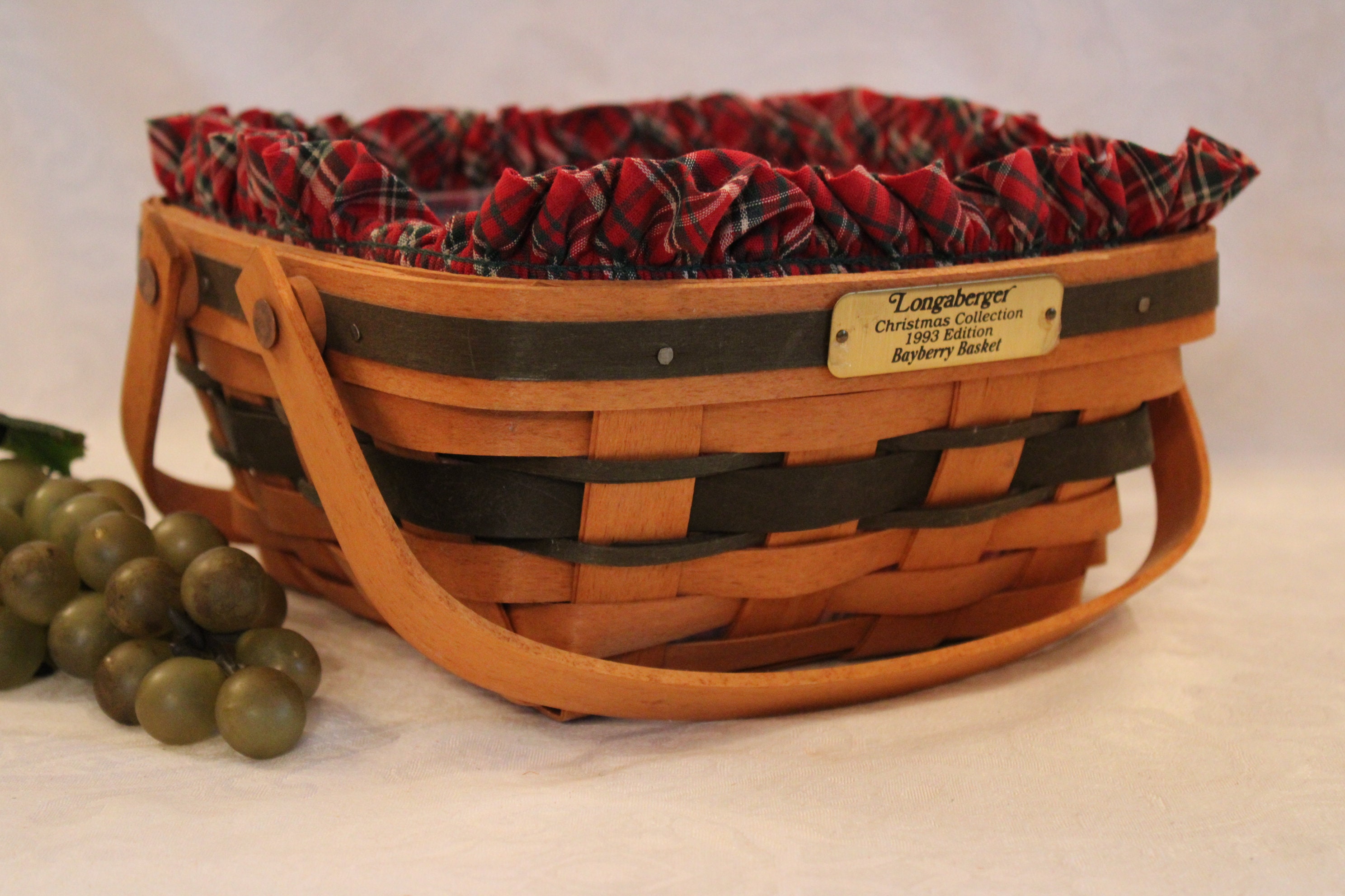 Longaberger 1993 Christmas Collection Bayberry Basket With