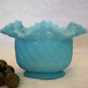 Fenton Art Glass Blue Basketweave Ruffled Bowl with Pierced Lacy Rim - Great Condition