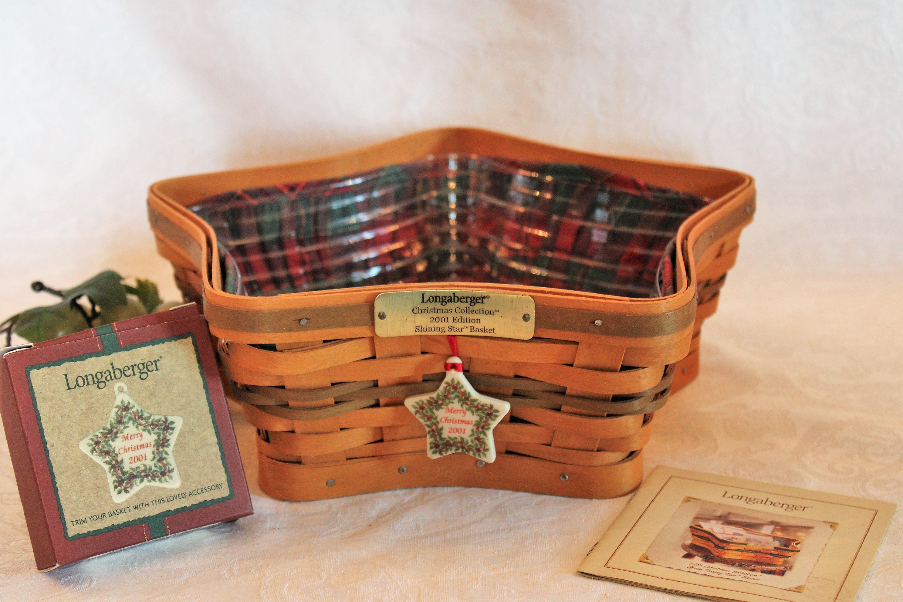 Longaberger 2001 Christmas Collection Shining Star Basket With