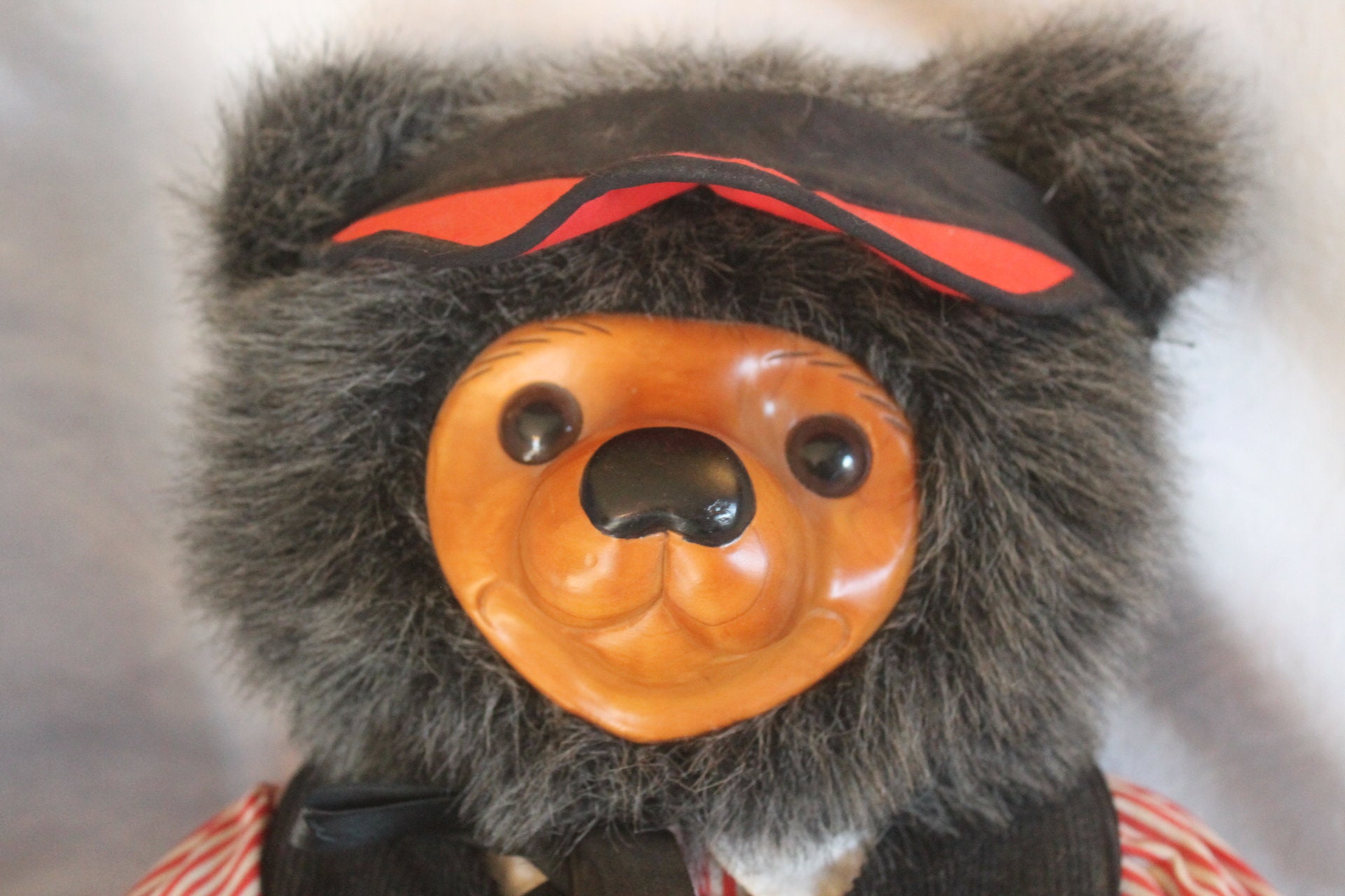 Max the Gambler 1986 Raike's Bear With Carved Wooden Face - 20