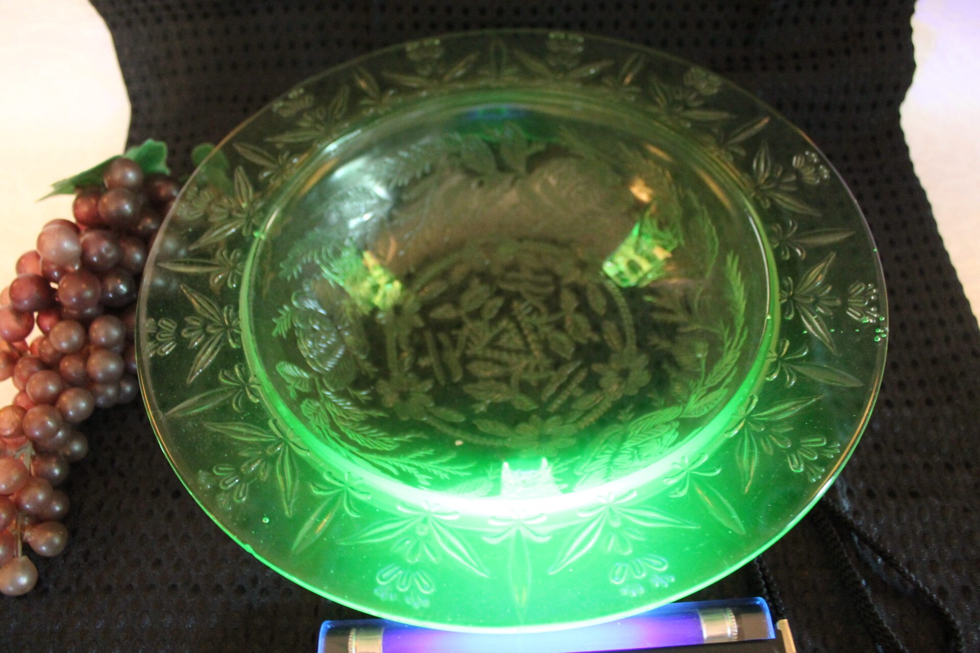 Antique Green Uranium U.S. Glass Serving Bowl in Rose and Etsy