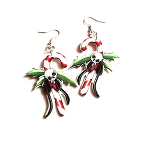 Gothmas earrings, gothic christmas earrings, skull candy cane earrings