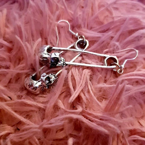 Skull Safety Pin Earrings Gothic Punk Emo Earrings Large Etsy