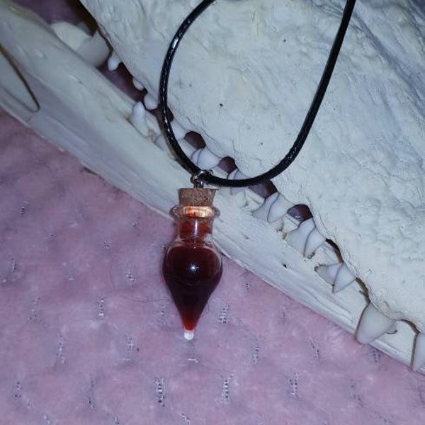 Blood vial pendant necklace, vampire, horror, vampire emergency blood vial, gothic pendant