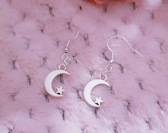 Silver crescent moon and star earrings, pretty moon earrings, clip on earrings available
