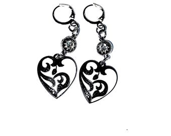 Gothic heart earrings, red heart dangle earrings, gothic earrings