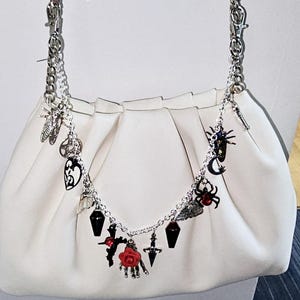 gotisk väskkedja, jeanskedja, byxkedja, multi-berlockkedja