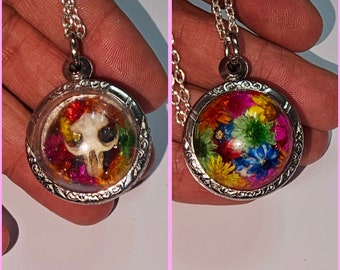 Nature inspired skull and flower pendant, mouse skull with flowers pendant, real skull necklace