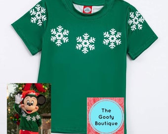 Mickey Christmas shirt Green white Snowflake SHORT SLEEVE Disney Christmas Baby Toddler Big kids Boys girls Very Merry Christmas