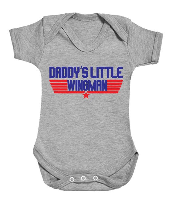 funny daddy baby grows