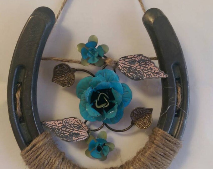 Horseshoe Flower Wall Decor - Etsy