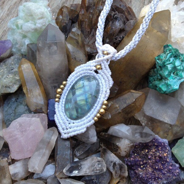 Labradorite Macrame Necklace