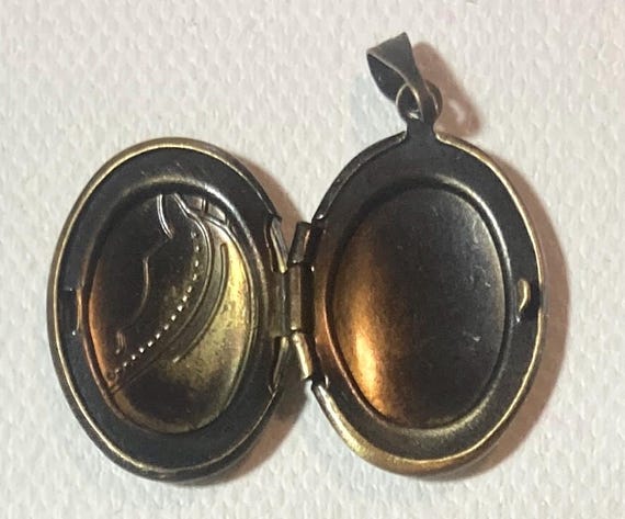 19 VINTAGE delicate Horse Head  Brass LOCKETS with purchase you get 10 HORSE Car Coasters Buckskin Grey & Chestnut Ponies 4 Gifts or Resale View 5