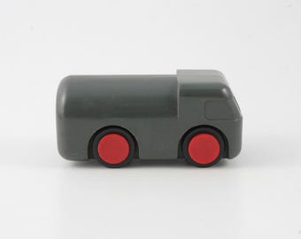 Vintage Creative Playthings Slow Truck by Patrick Rylands