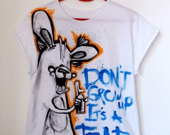 Graffiti Rabbit Bunny T-Shirt dont grow up it is a trap