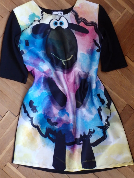 カラフルアートプリントチュニック 漫画のカラフルな虹の羊のドレスチュニック面白いガーリーな都会の