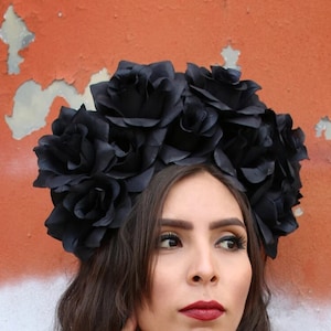 EXTRA LARGE Black Rose Flower Crown Goth Festival Black Flower Crown Black Rose Headband Black Floral Headpiece Rose Crown Flower Crown)