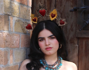 Couronne Halo en étain avec cœurs dorés et argentés (Bandeau bohème, Fiesta, Mariage mexicain, Jour des Morts, Couronne florale, Cinco de Mayo, Frida Kahlo)