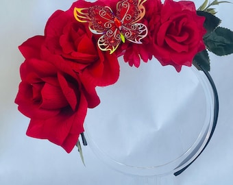 Couronne de roses latérales, bandeau de roses rouges bohème, style fiesta, mariage mexicain, mariée, Jour des Morts, couronne de fleurs, Cinco de Mayo, Frida Kahlo