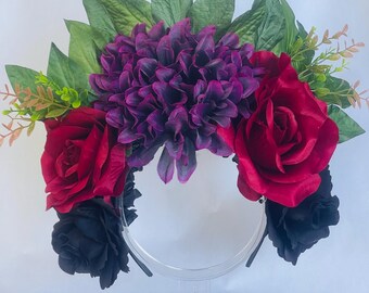 Couronne de fleurs géante composée de roses rouges et d'un chrysanthème violet et noir extra-large, accessoire de coiffure de mariage pour la mariée d'Halloween - Couronne de fée