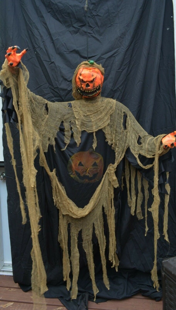 Life Size Pumpkin King Posable Skeleton Halloween Decor Prop