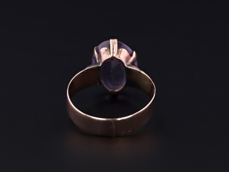 Antique Amethyst Ring of 9ct Gold image 4