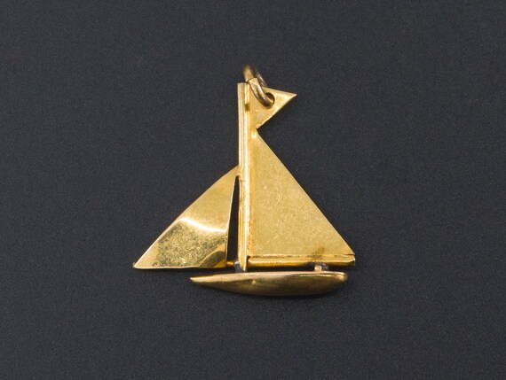Sailboat Charm | 9ct Gold Charm | Vintage Gold Cha