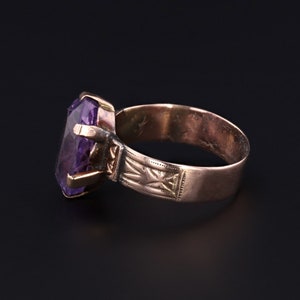 Antique Amethyst Ring of 9ct Gold image 3