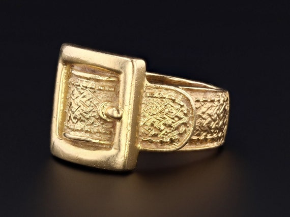 Vintage Buckle Ring of 18k Gold - image 1