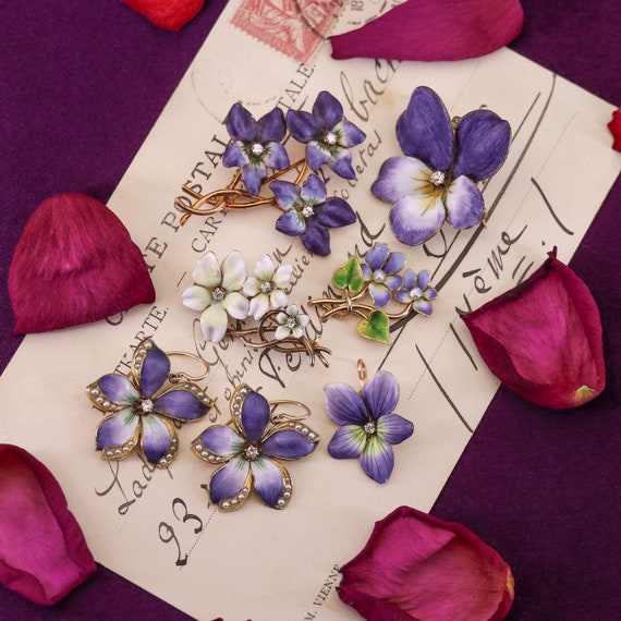 Antique White Enamel Violet Flower Brooch of 14k … - image 3