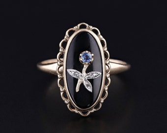 Antique Onyx Flower Ring of 10k gold