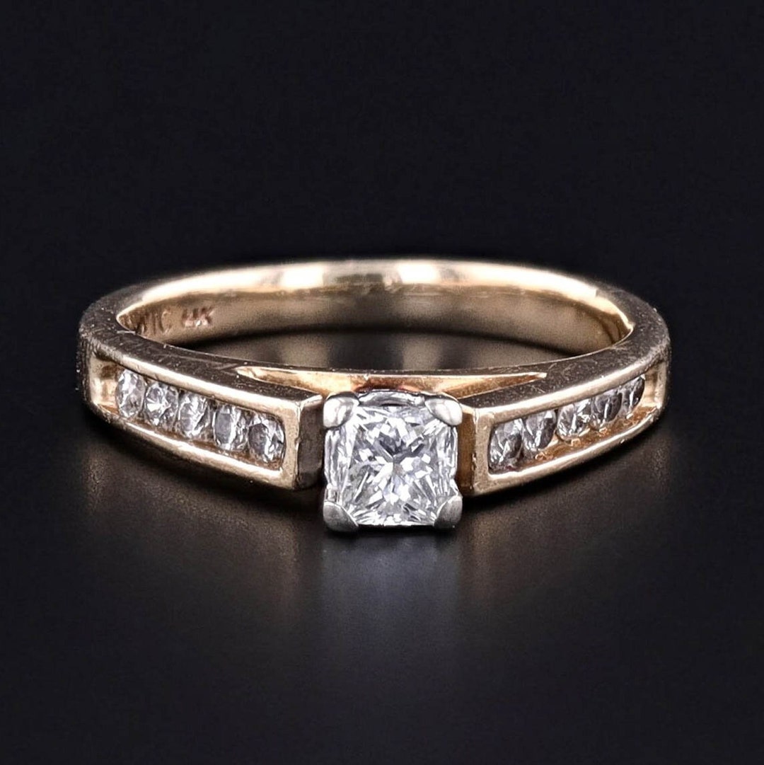 Vintage Diamond Engagement Ring of 14k Gold - Etsy