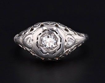 Art Deco Diamond Filigree Engagement Ring of 18k White Gold