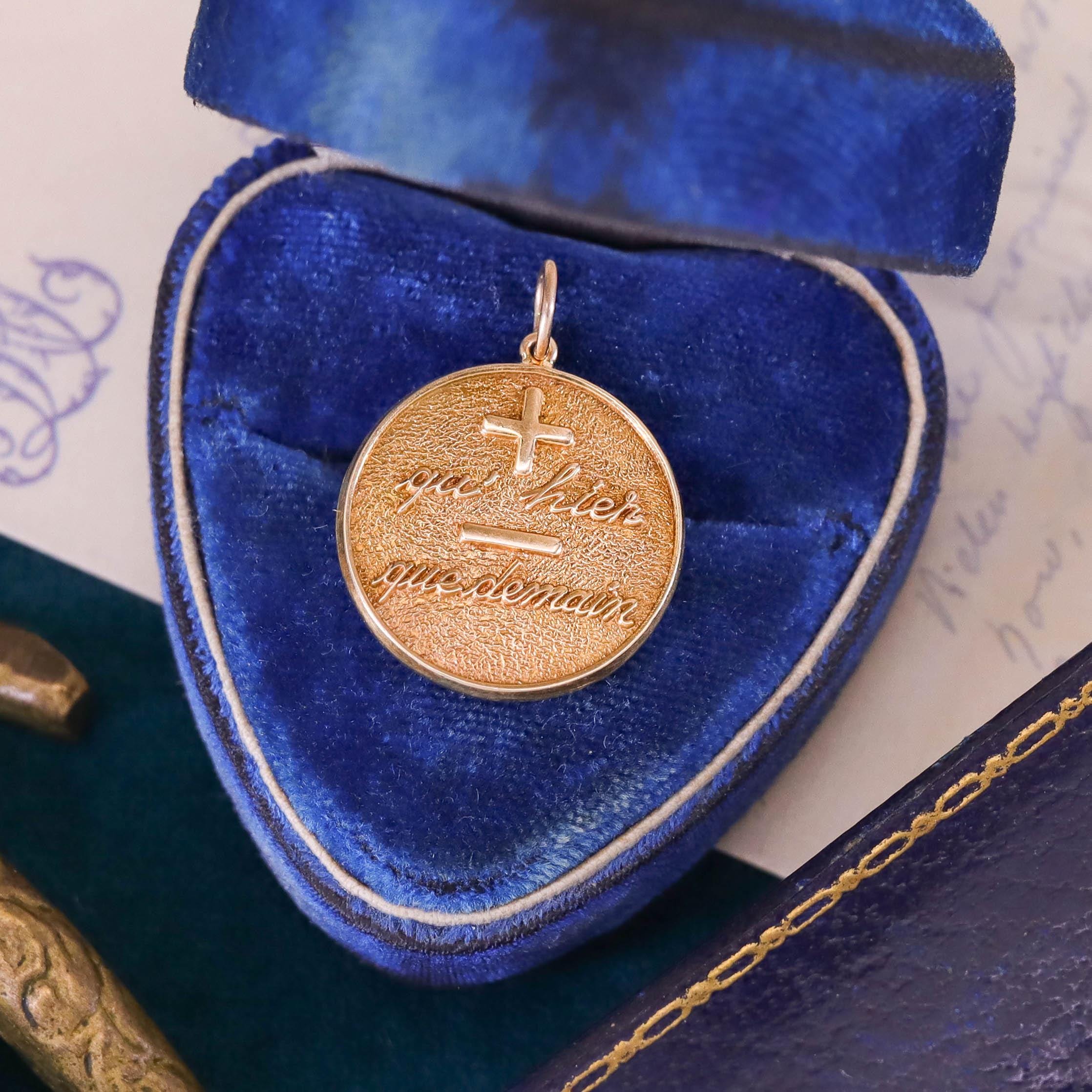 Vintage Qu'hier Que Demain Pendant of 14k Gold - Etsy