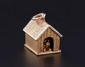 Vintage Doghouse Charm of 9ct Gold