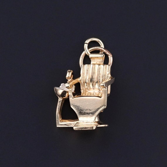 thumbnail image 2 of 925 Sterling Silver 3D Dentist Chair Charm / Pendant - Unbranded 2 of 4