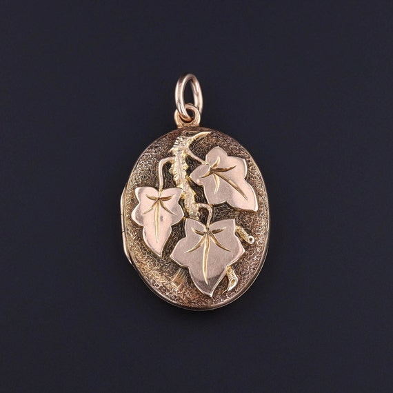 Antique Ivy Locket of 14k Gold